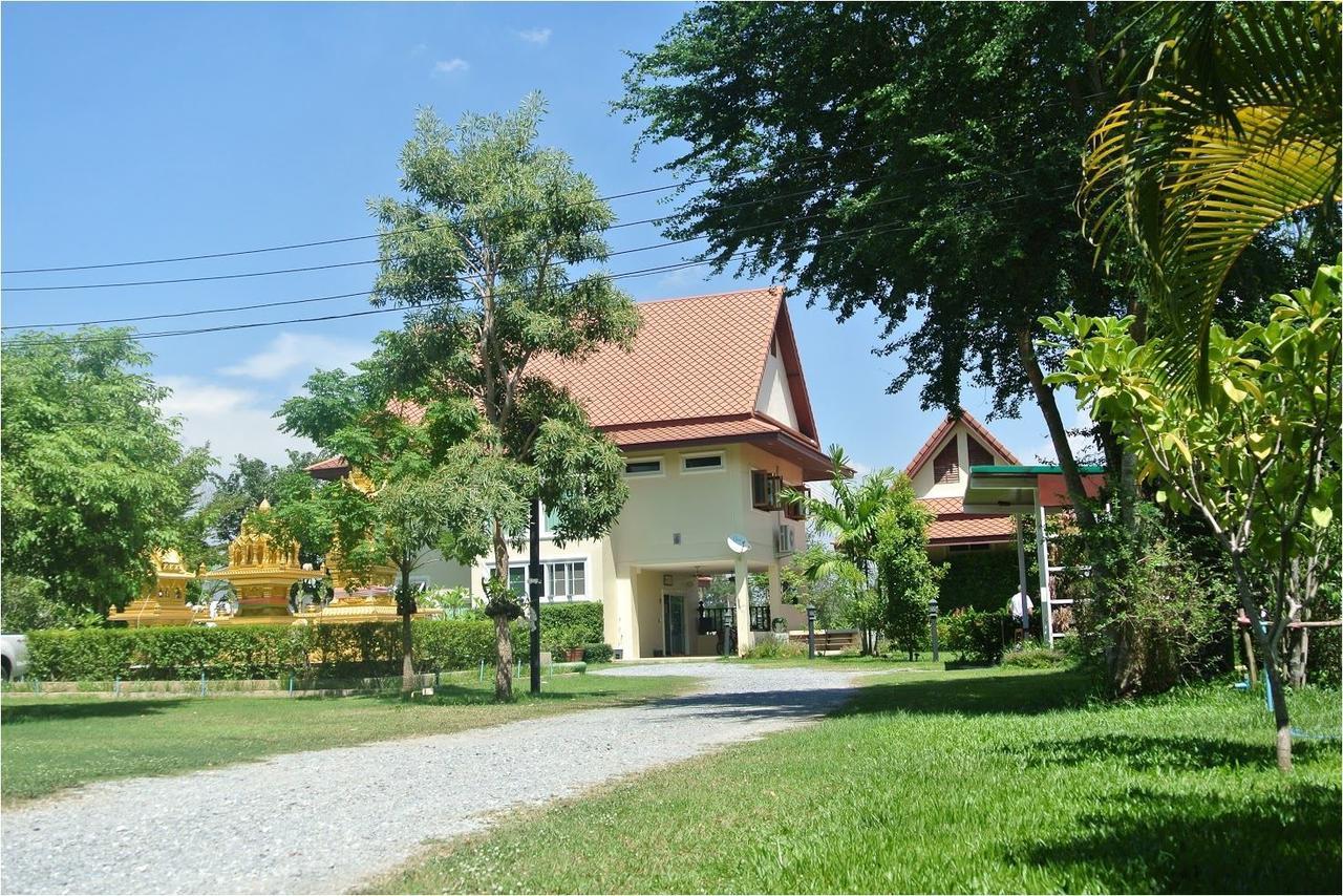 Thararin Villa Ban Doem Bang Exterior photo